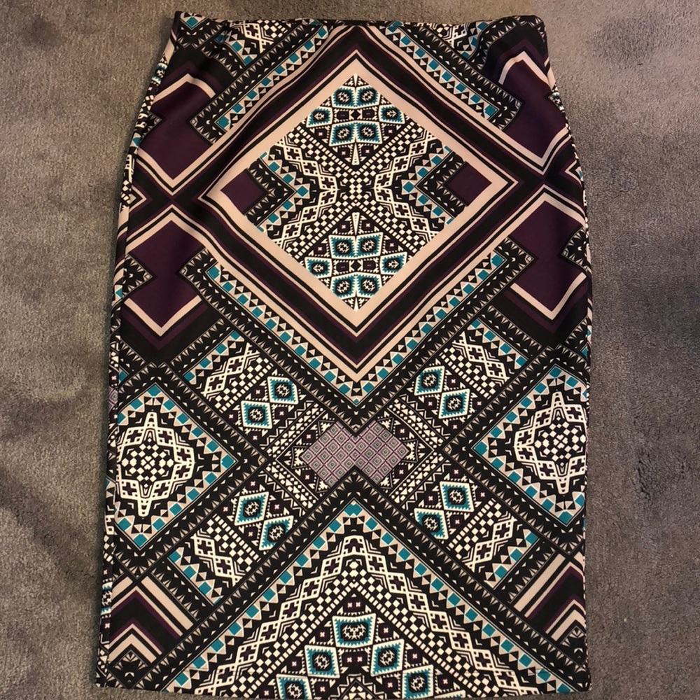 Midi pencil skirt